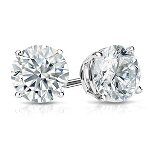1 1/2 Carat Diamond Earrings
