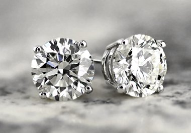 MEN'S DIAMOND STUD EARRINGS