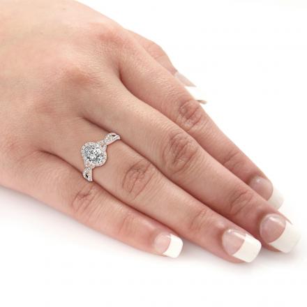 Oval Moissanite Halo Diamond Engagement Ring In 14K Rose Gold
